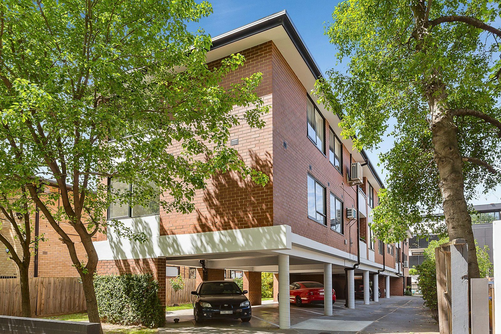 2/49 Ruskin Street, Elwood, VIC