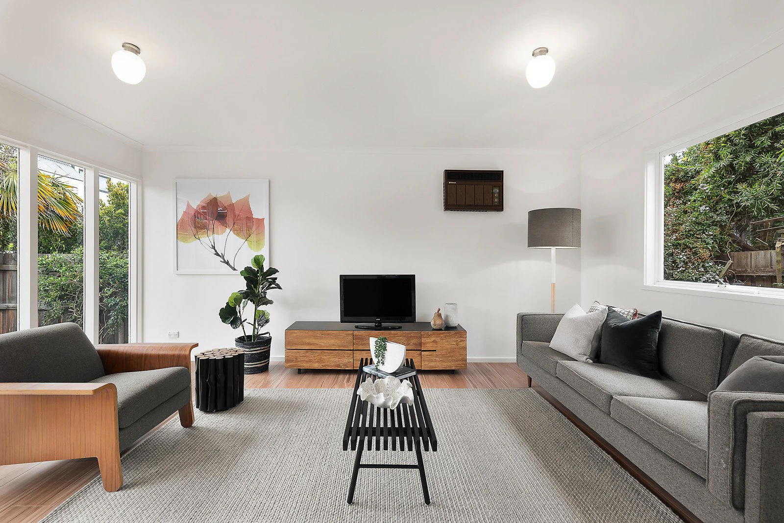 2/75 Wheatley Road, Mckinnon, VIC