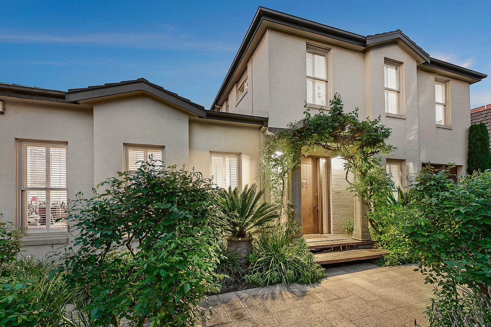 18 Torrington Street, Canterbury, VIC