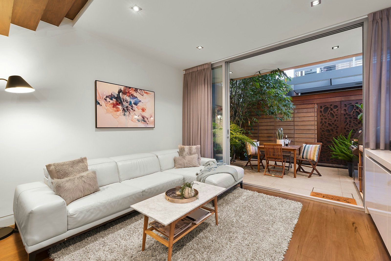 16 Withers Street, Albert Park, VIC