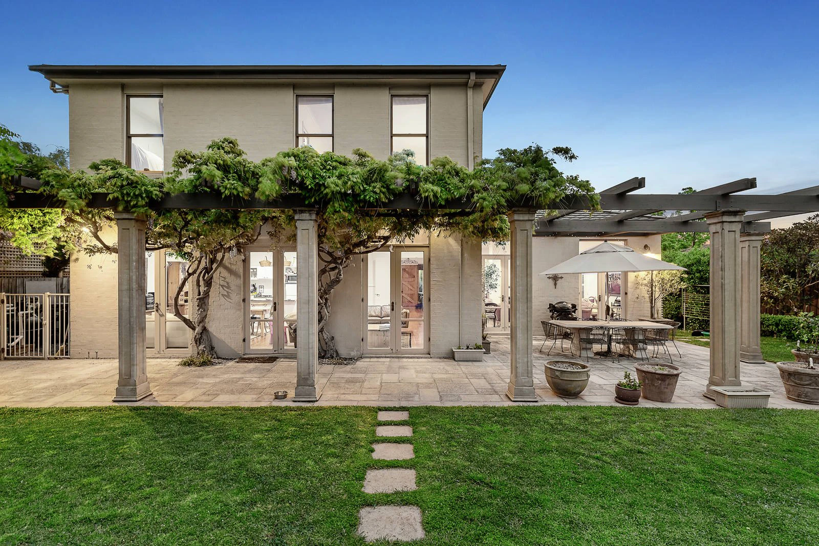 18 Torrington Street, Canterbury, VIC