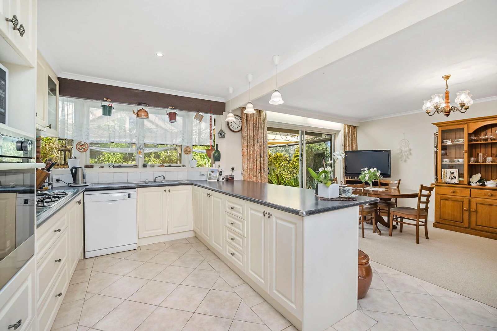 6 Dudson Close, Mount Eliza, VIC