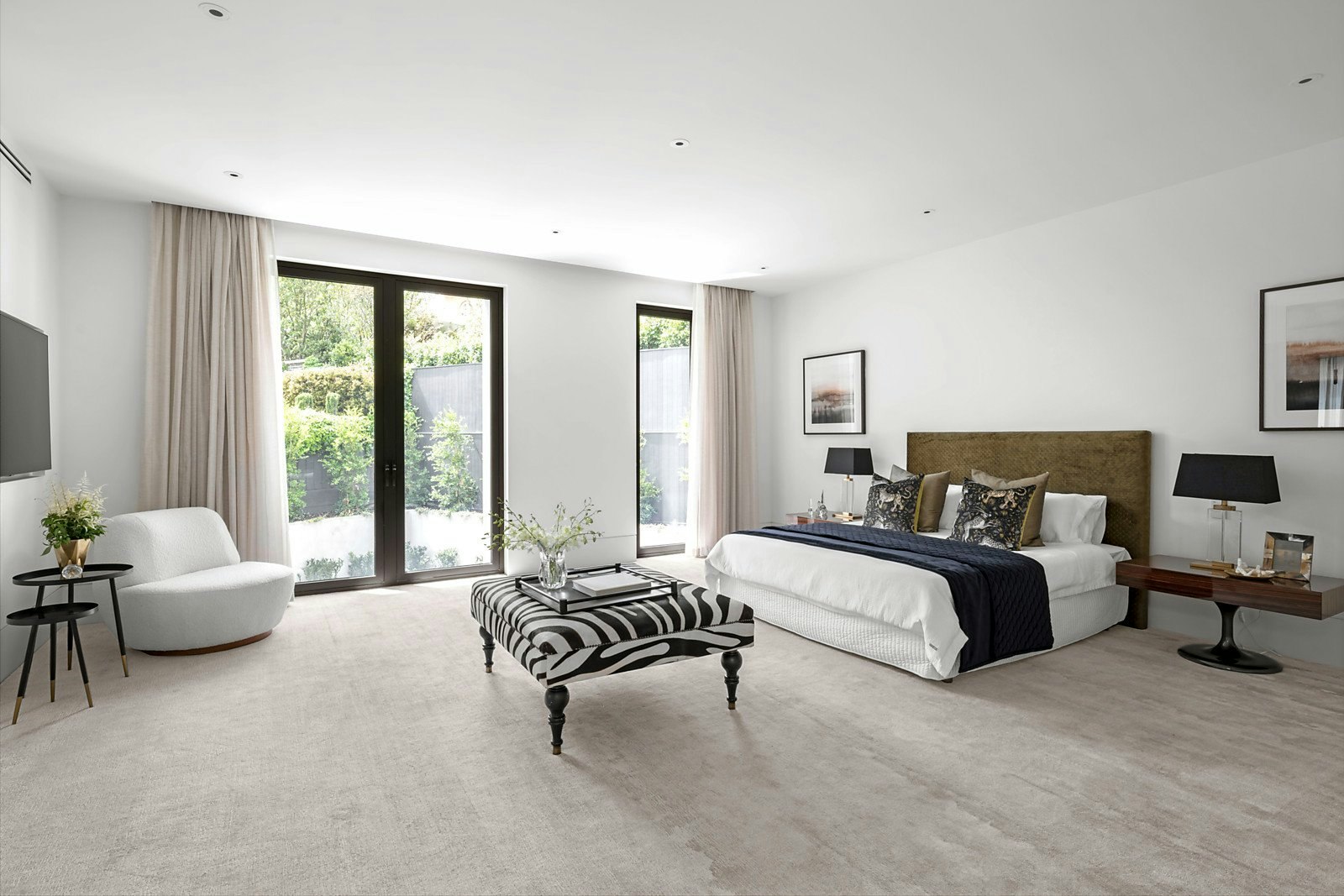 3 Nola Court, Toorak, VIC