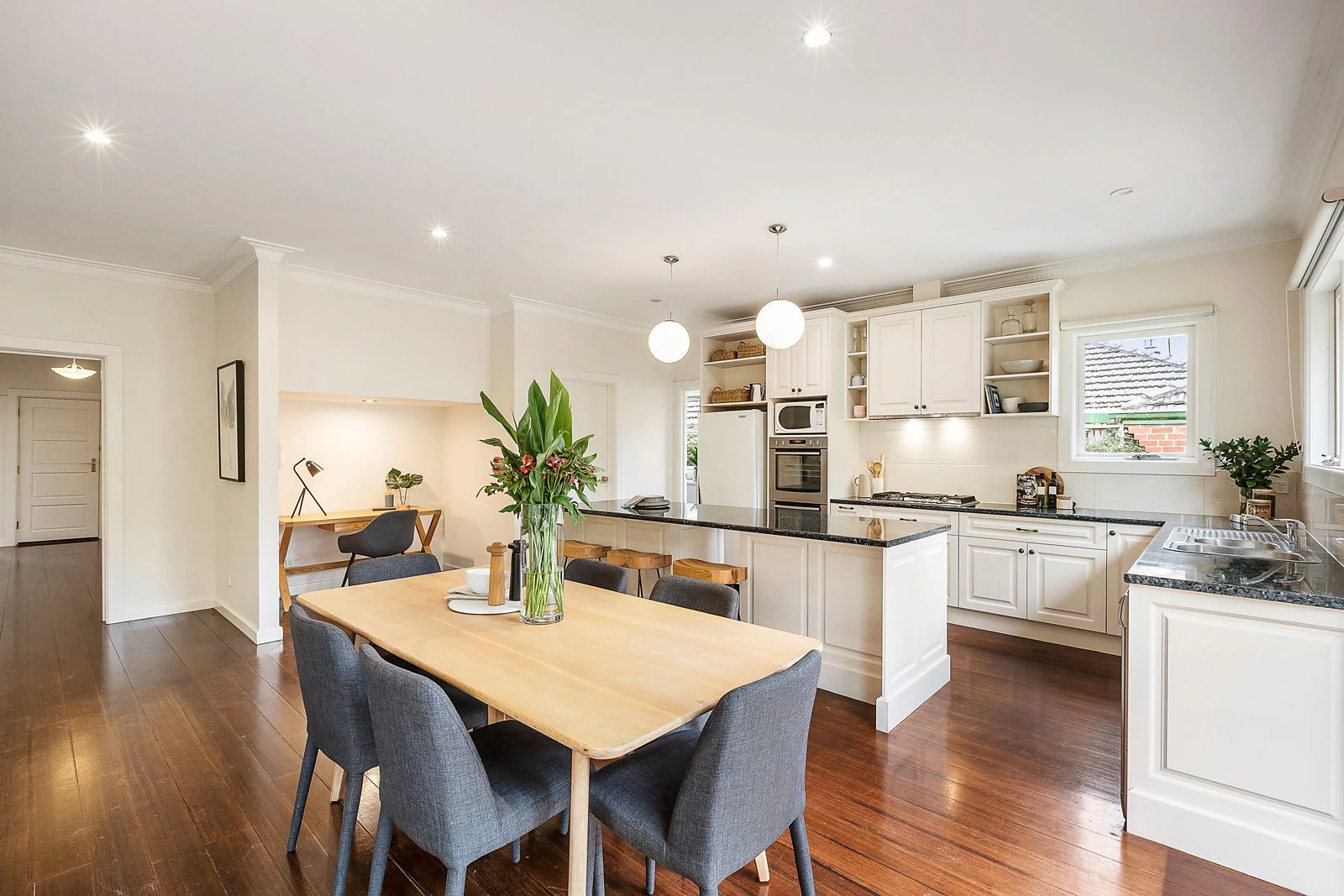 34 Dent Street, Glen Iris, VIC