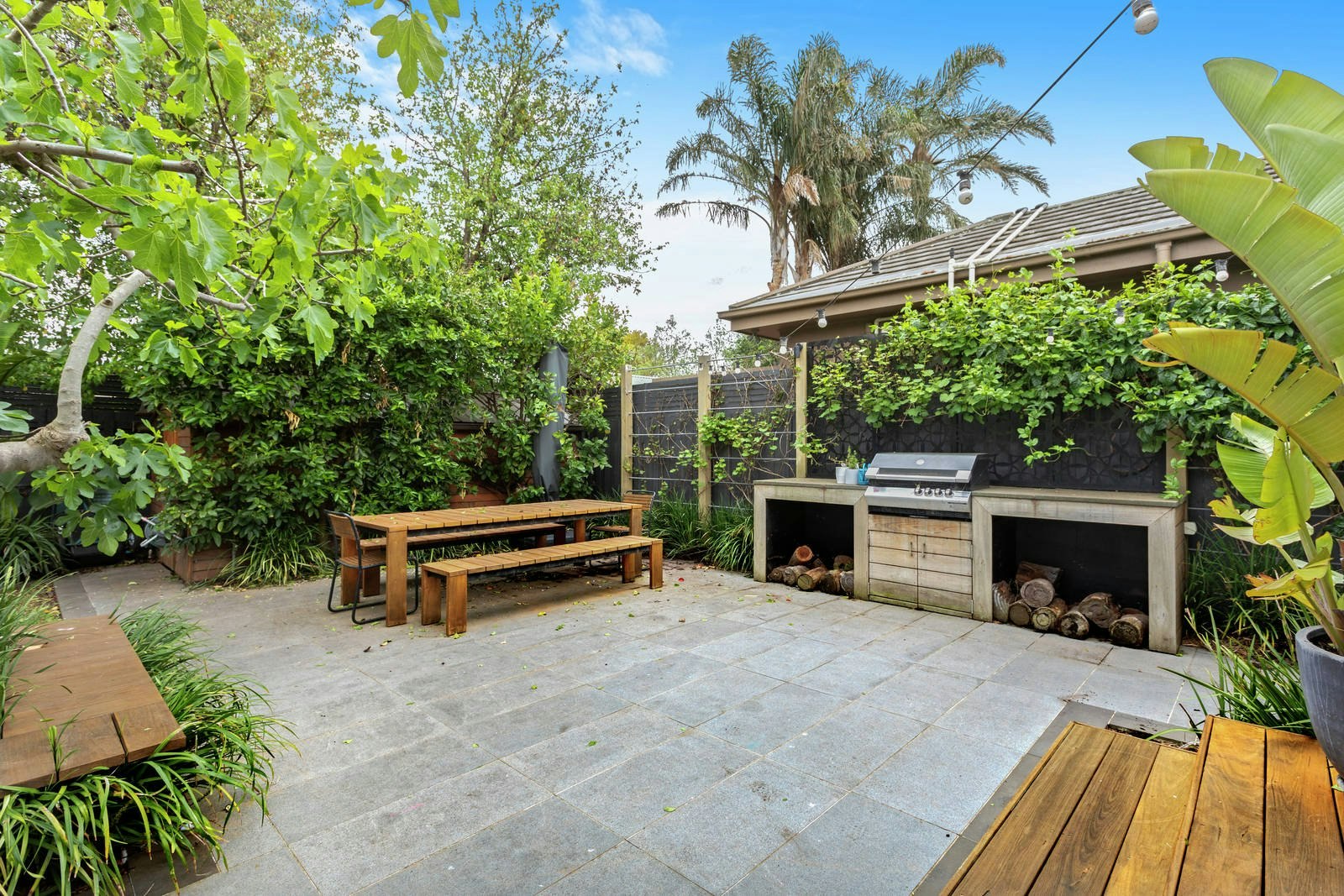 6 Kyarra Street, Hampton, VIC