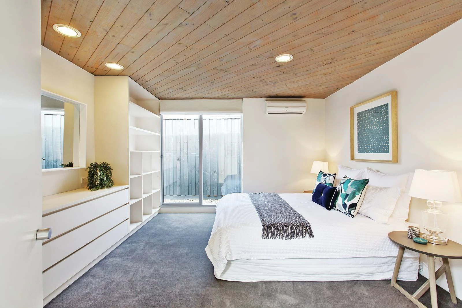 4 The Avenue, Hampton, VIC