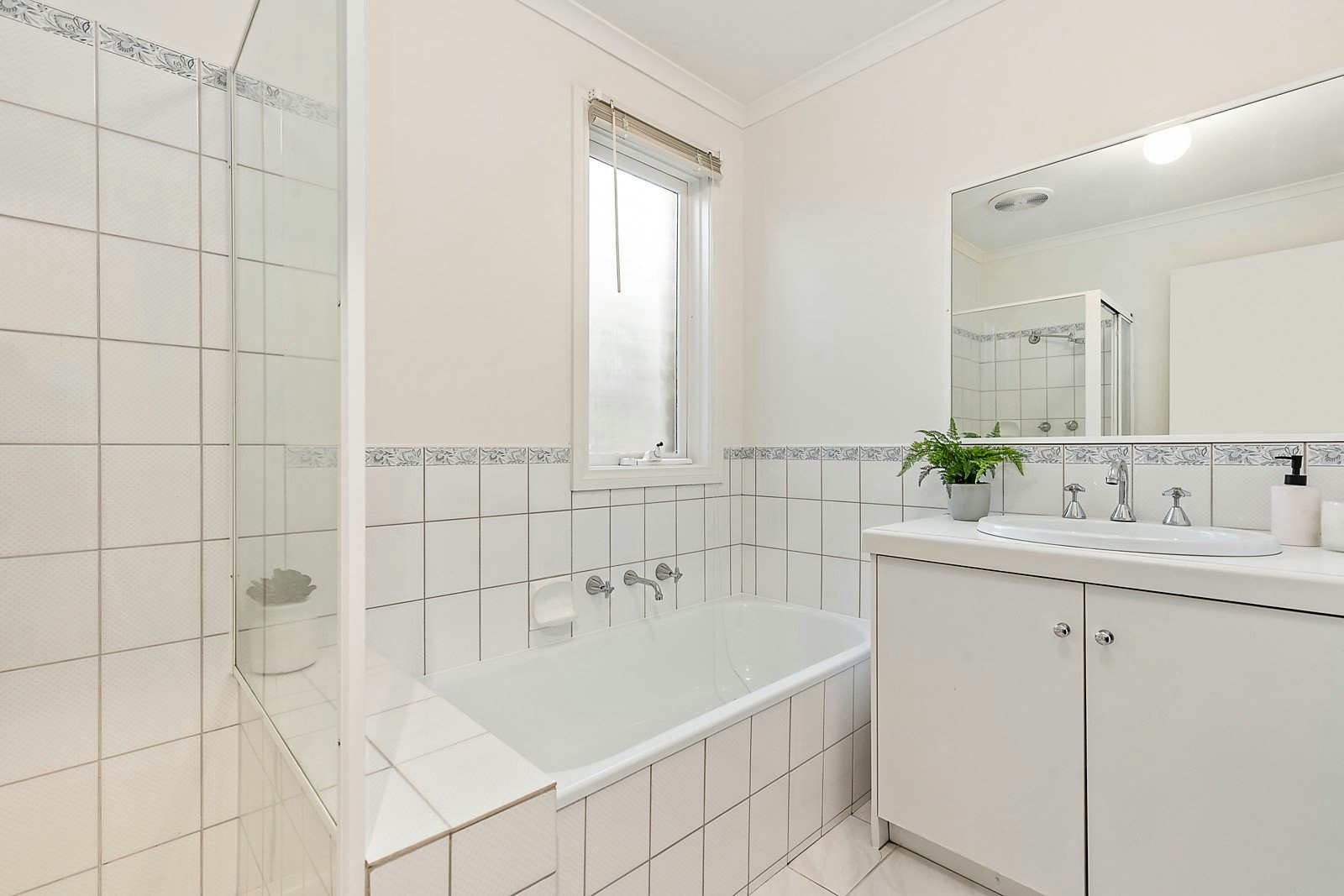 1/23 Asquith Street, Box Hill South, VIC