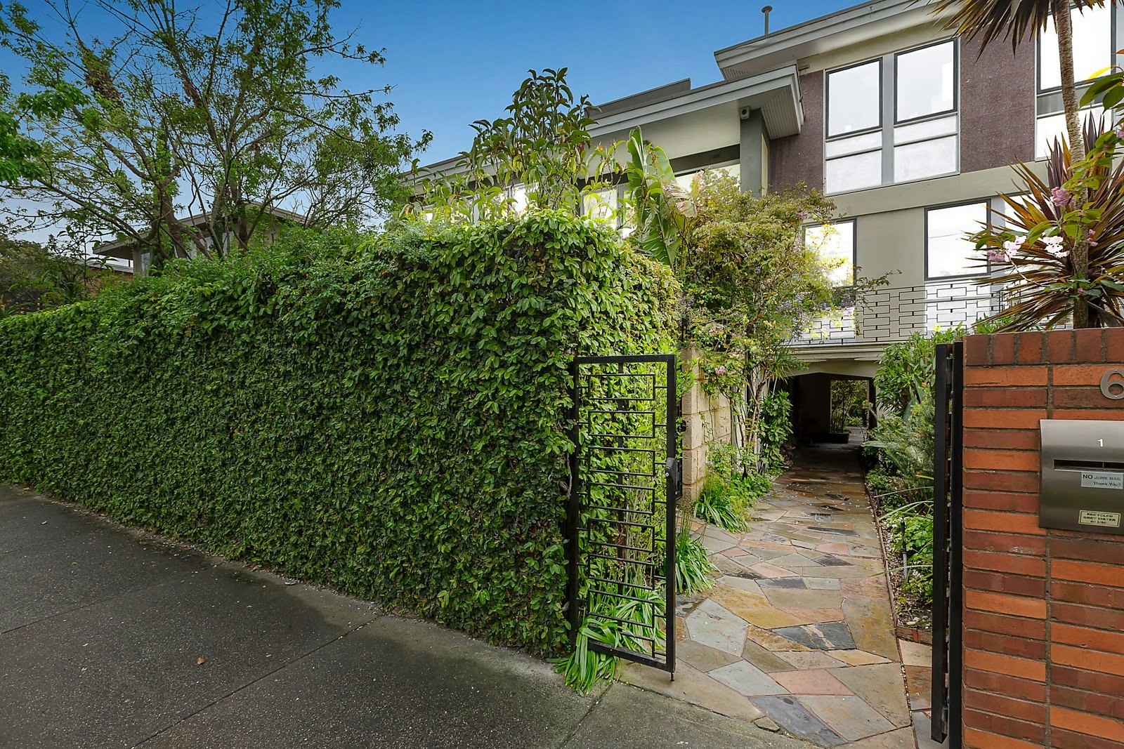 1/643-645 Toorak Road, Toorak, VIC