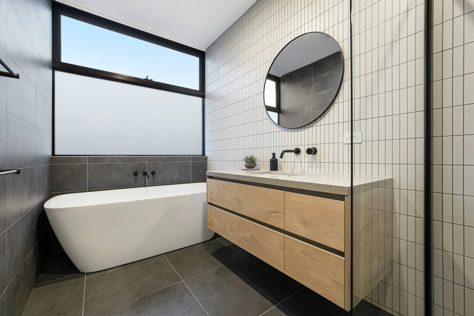 21b Mary Avenue, Highett, VIC