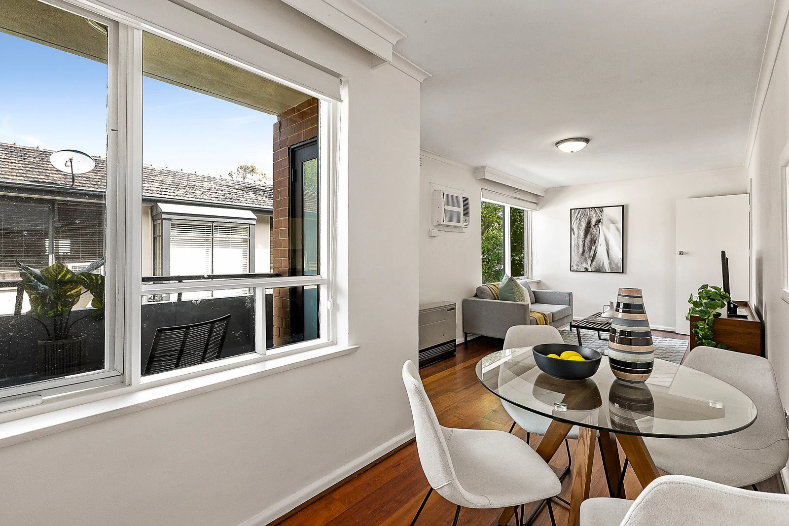 2/49 Ruskin Street, Elwood, VIC