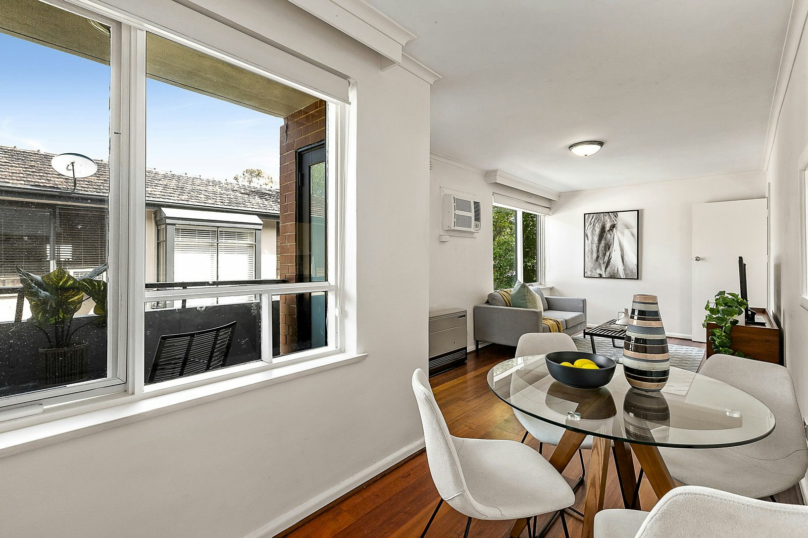 2/49 Ruskin Street, Elwood, VIC