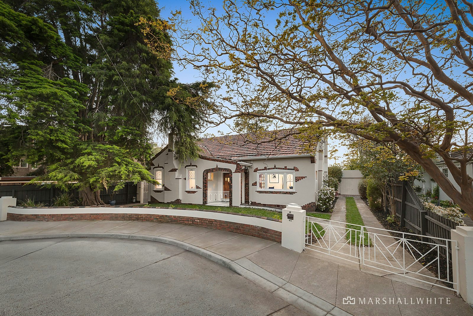 18 Gaynor Court, Malvern, VIC