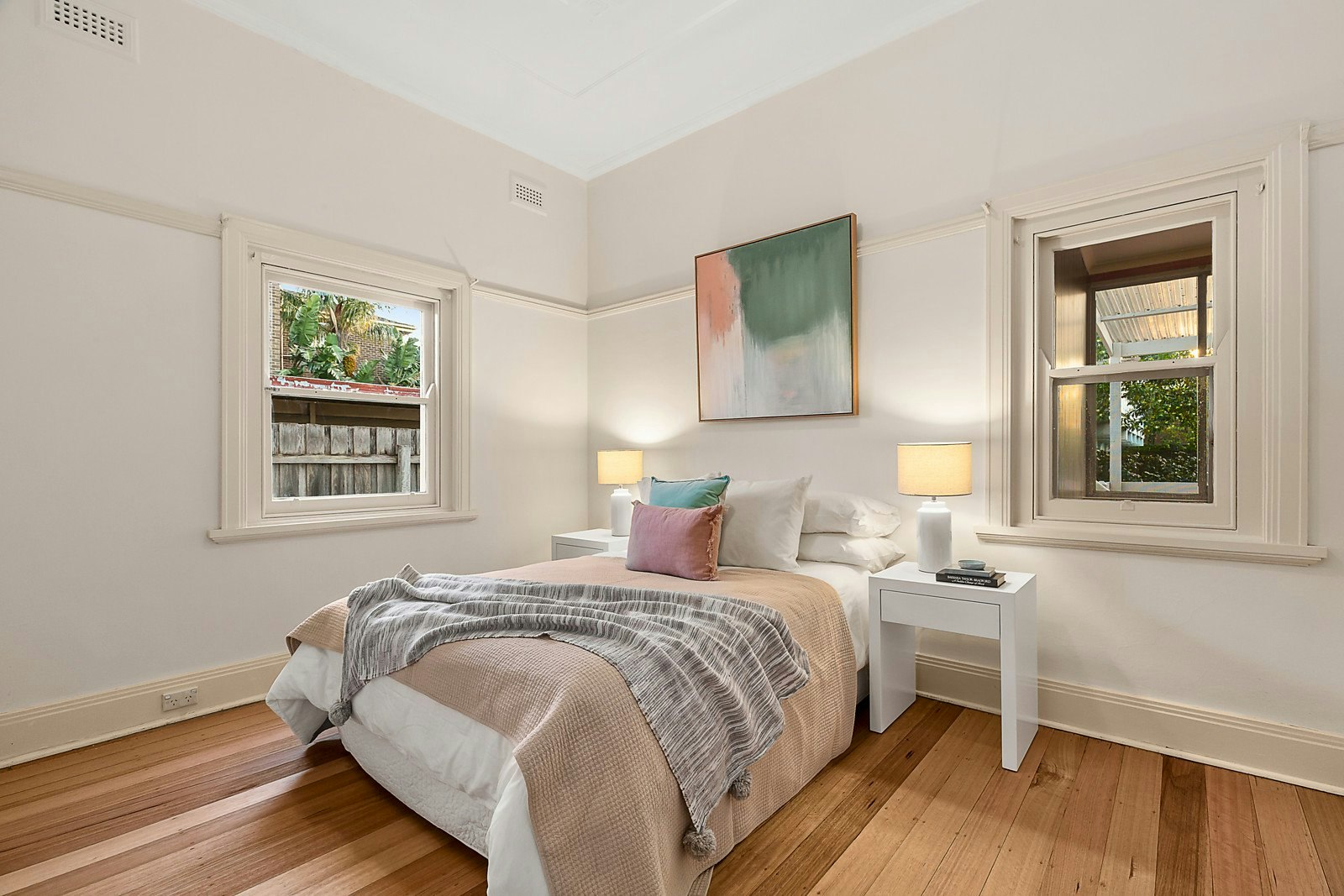 18 Gaynor Court, Malvern, VIC