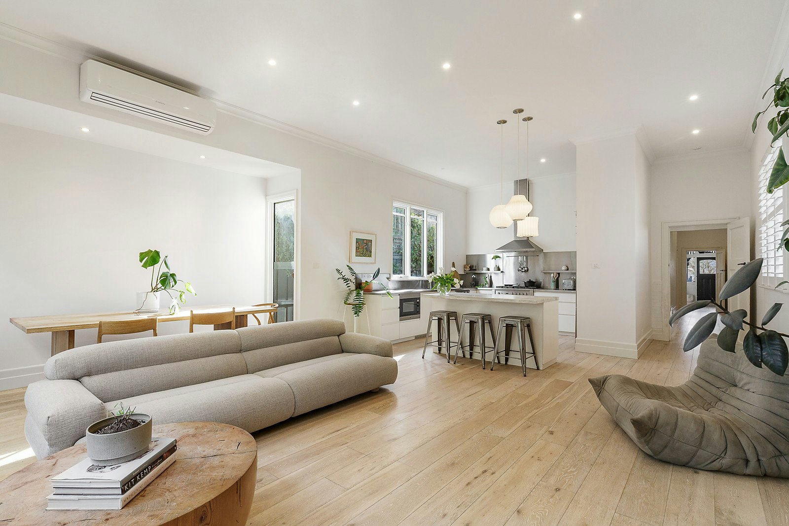 16 Clyde Street, Glen Iris, VIC