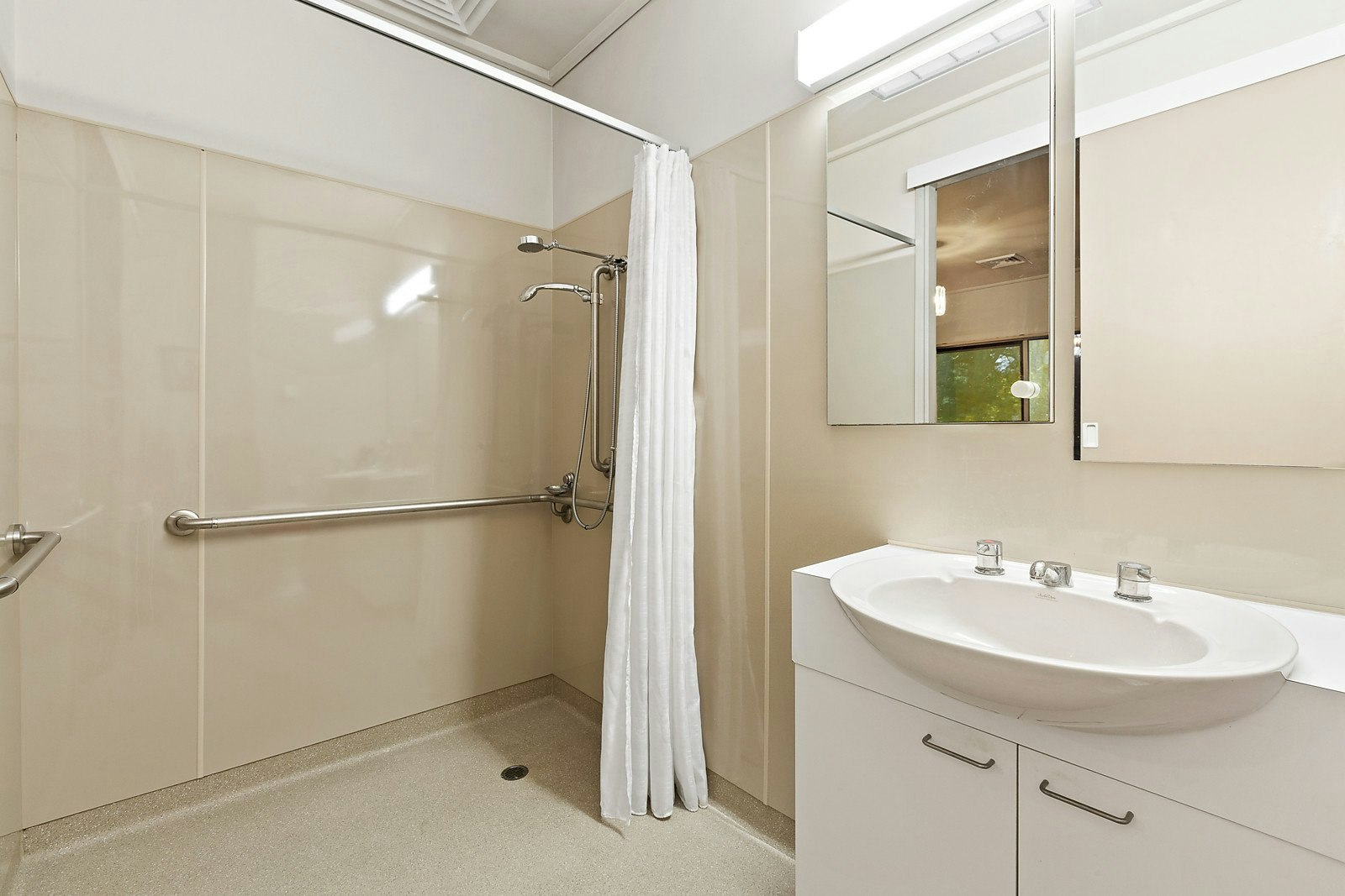 4/83-85 Essex Road, Surrey Hills, VIC