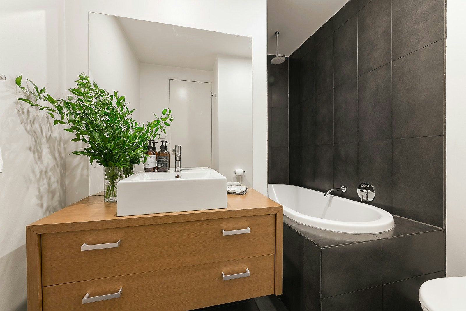 26 Faussett Street, Albert Park, VIC