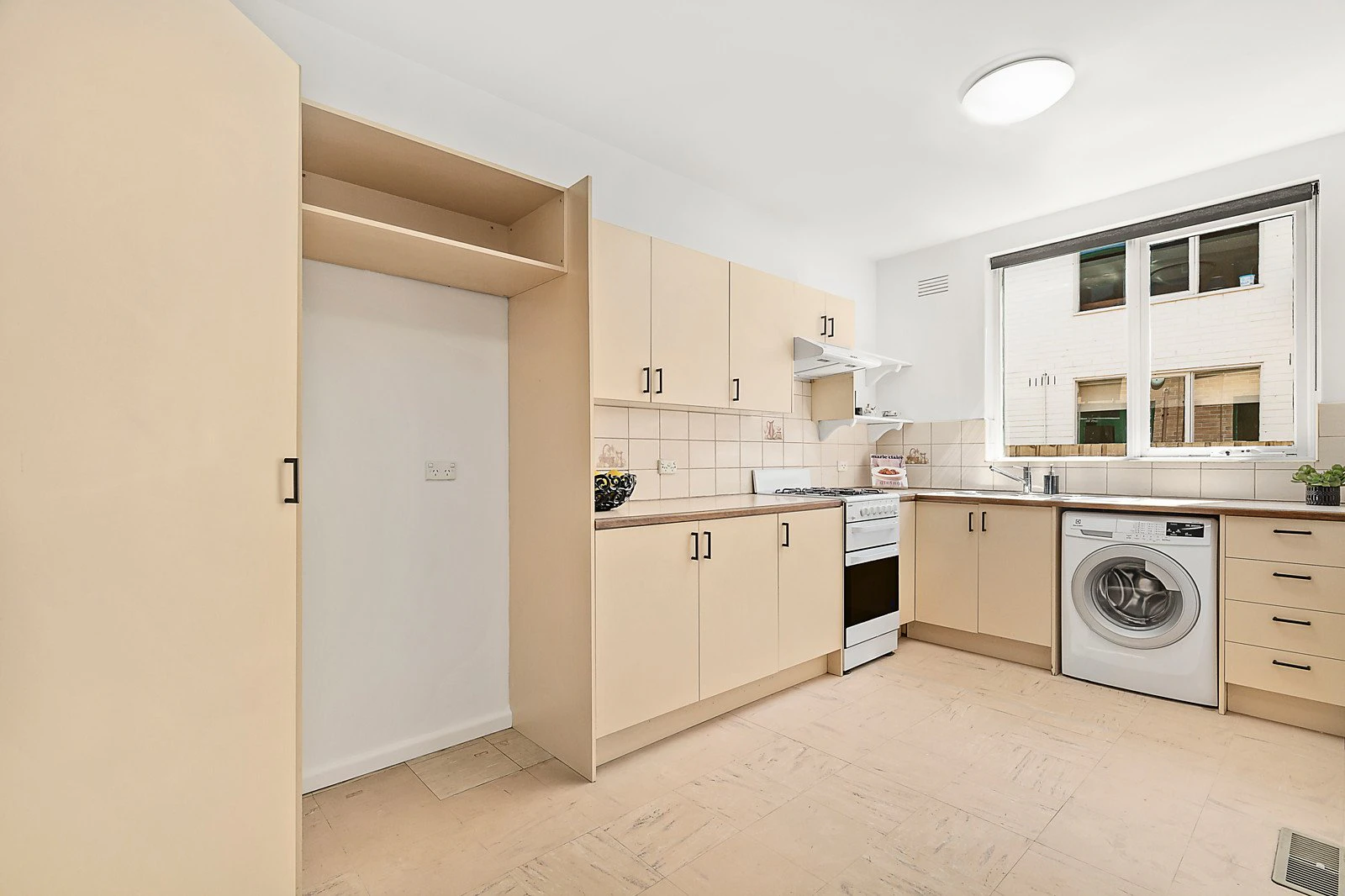 2/17 Fisher Street, Malvern East, VIC