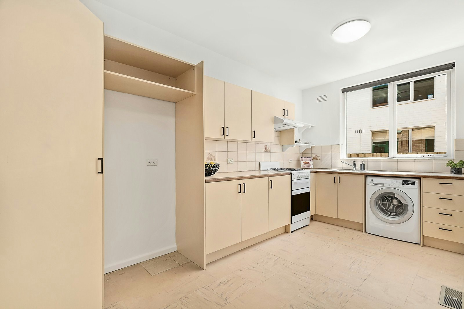 2/17 Fisher Street, Malvern East, VIC