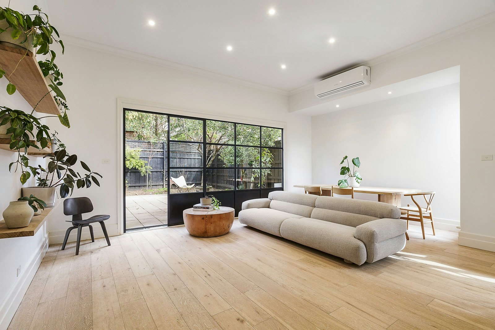 16 Clyde Street, Glen Iris, VIC