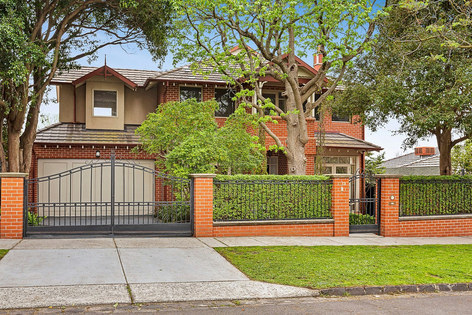 1/10 Tollington Avenue, Malvern East, VIC