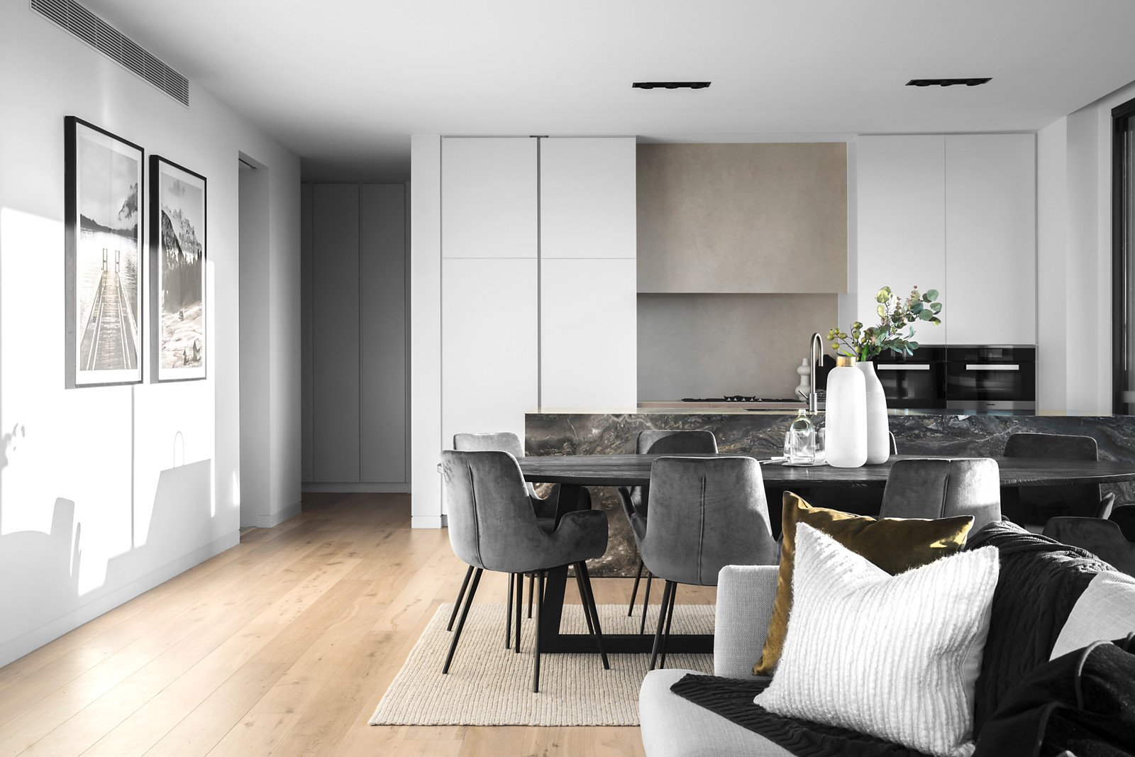 West Penthouse/1203 Malvern Road, Malvern - Thumbnail 5