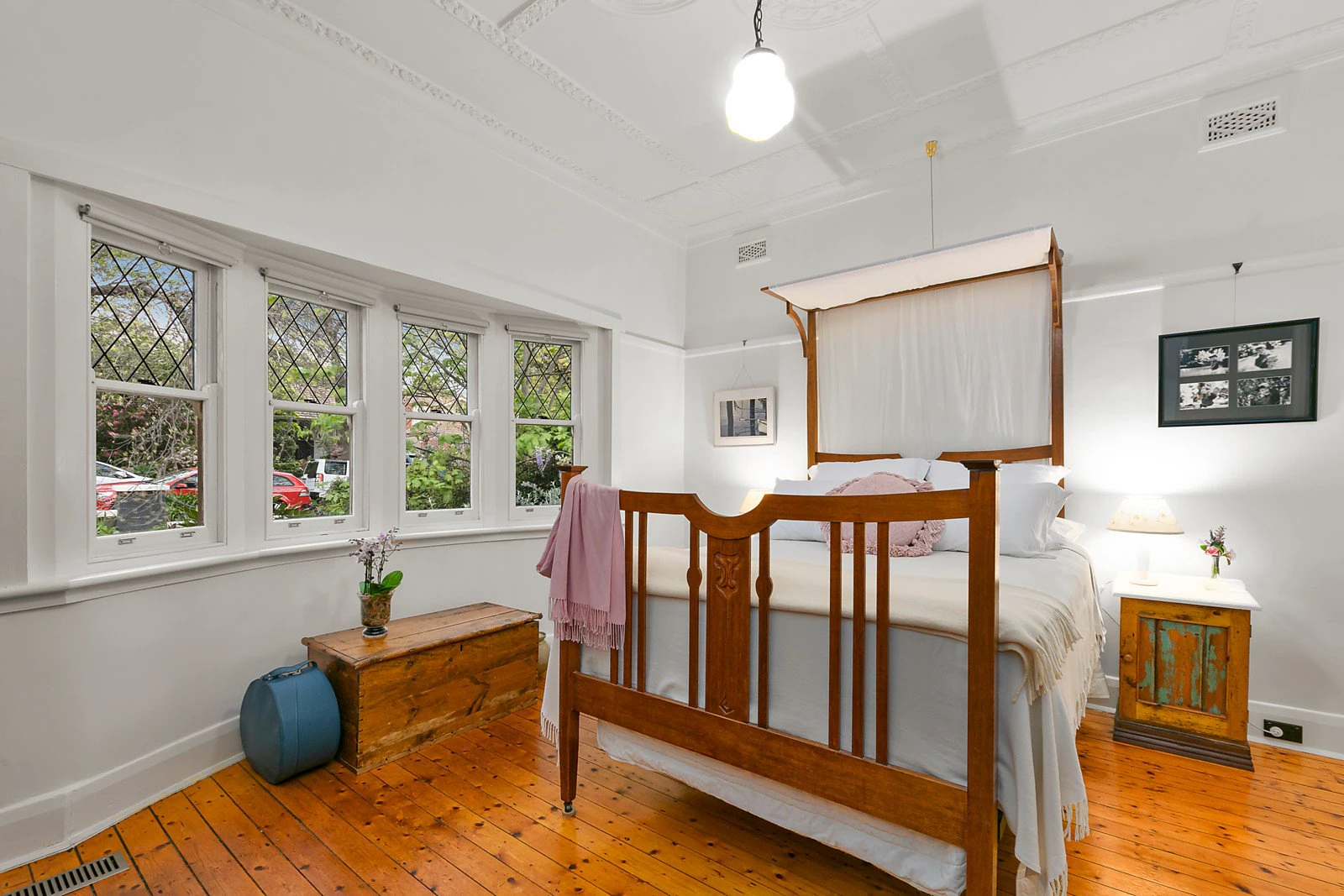 13 Kardinia Road, Glen Iris, VIC