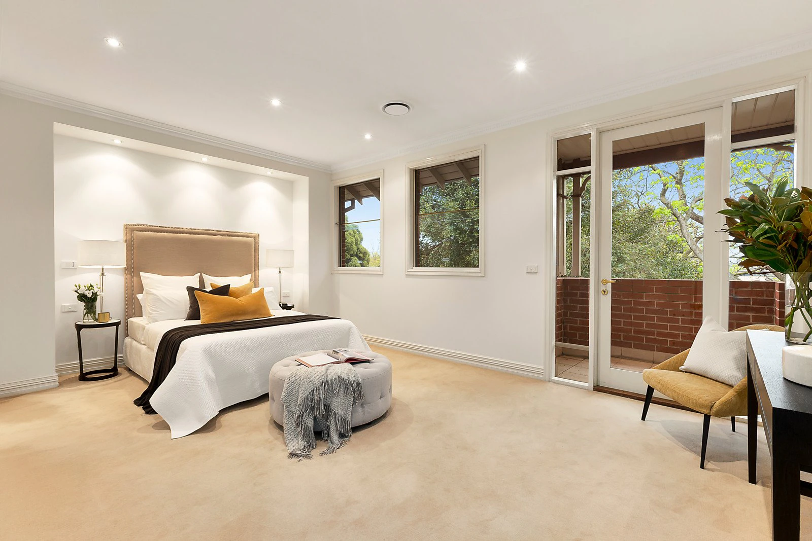 1/10 Tollington Avenue, Malvern East, VIC