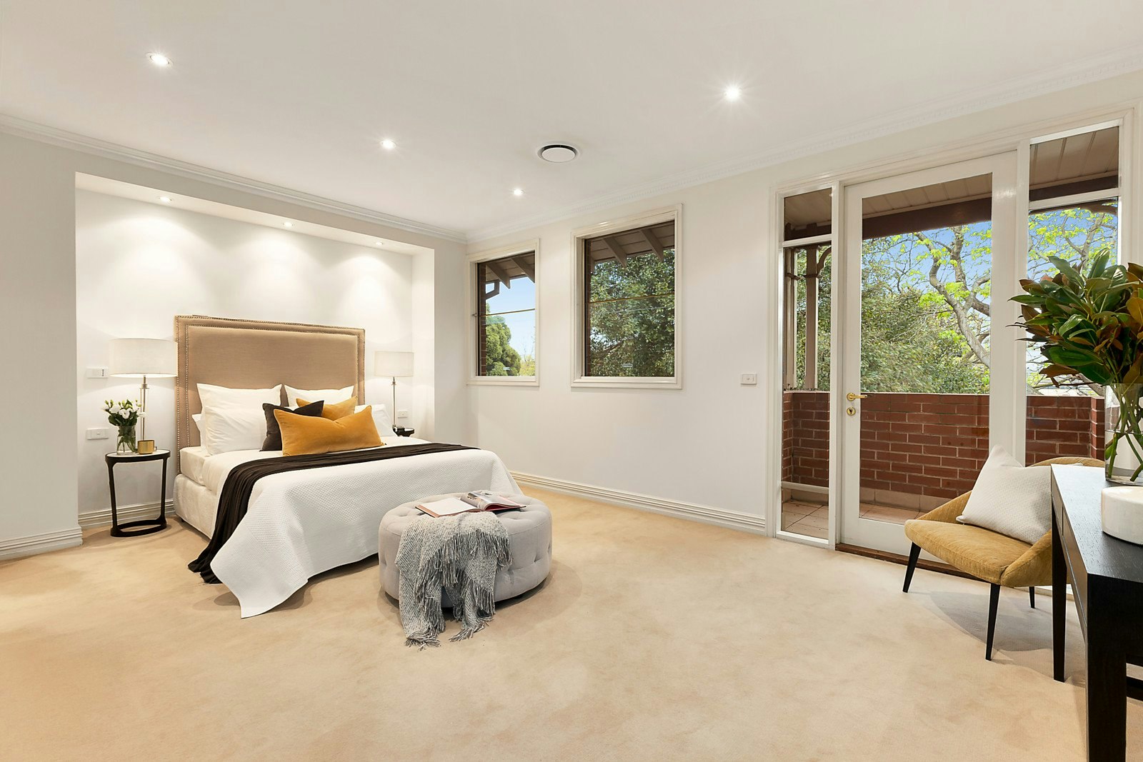 1/10 Tollington Avenue, Malvern East, VIC