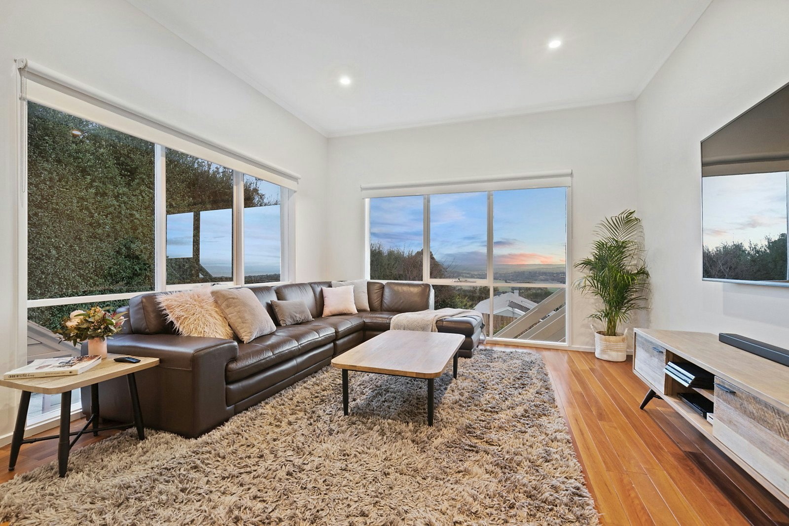 10 Bellevue Crescent, Mount Eliza, VIC