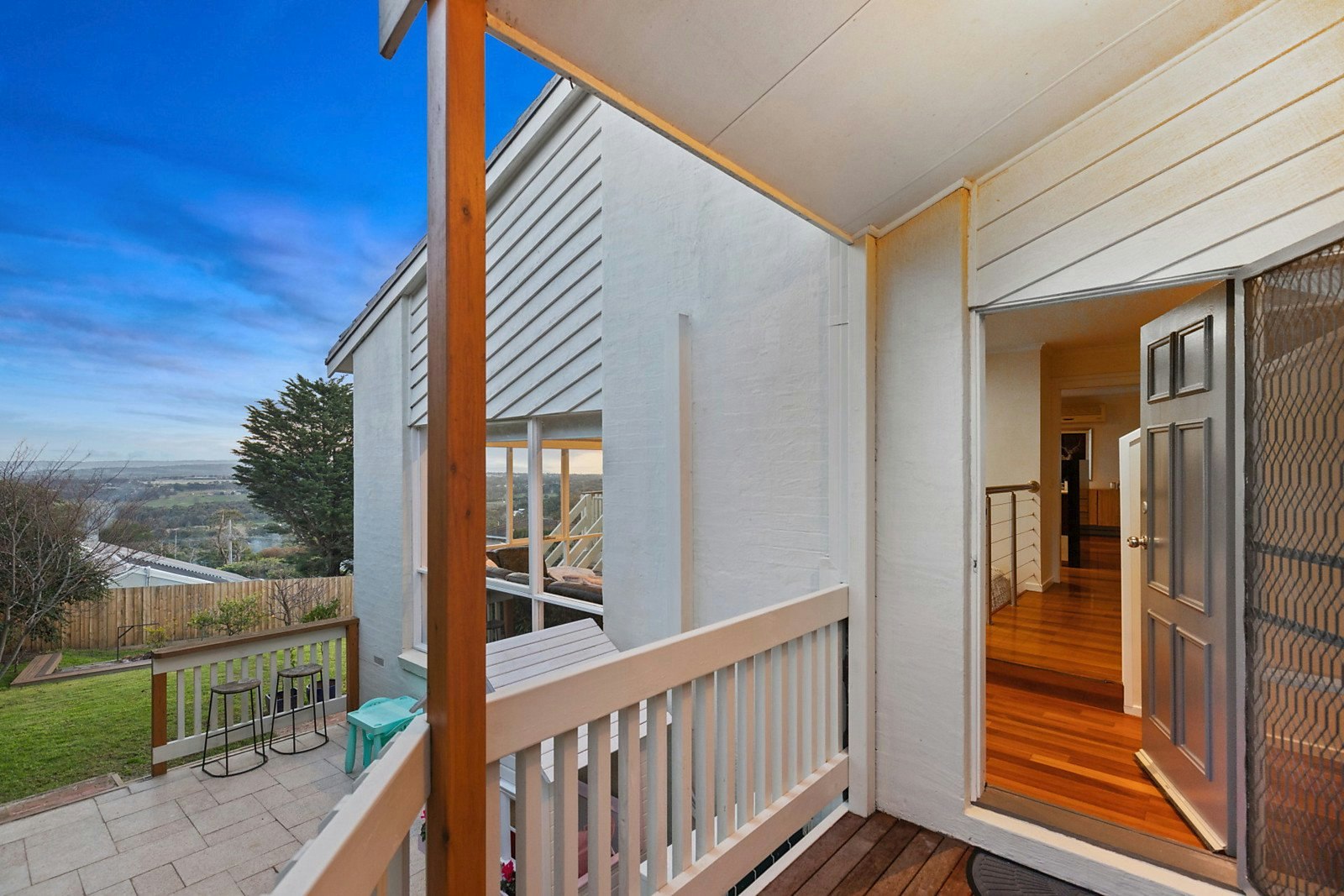 10 Bellevue Crescent, Mount Eliza, VIC