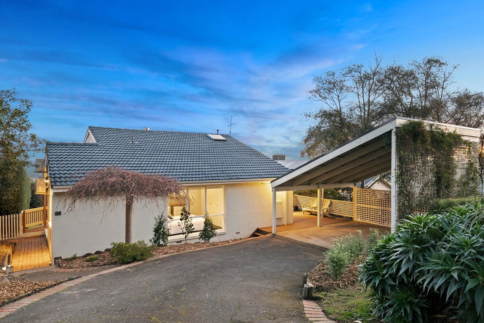 10 Bellevue Crescent, Mount Eliza, VIC