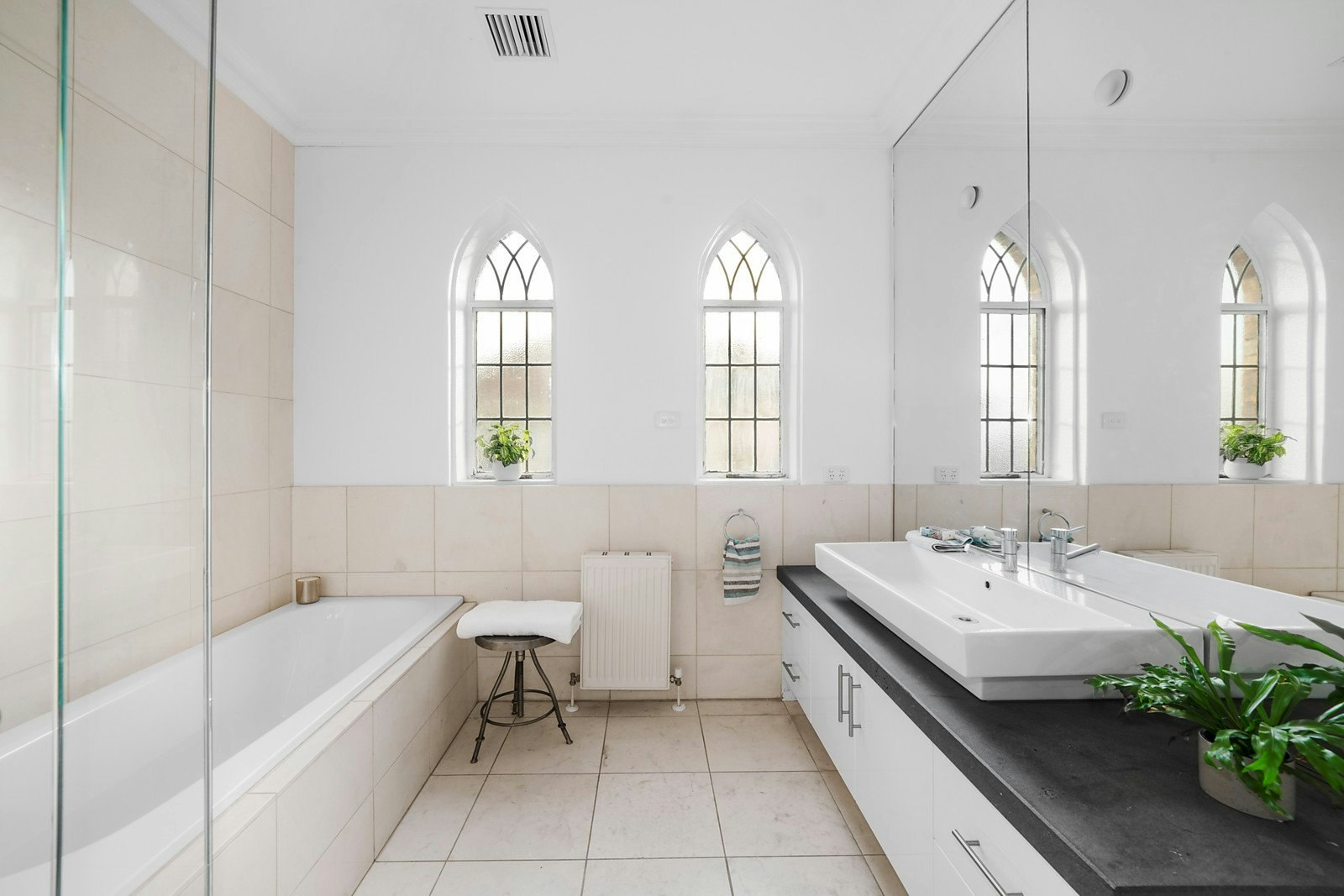 19 Montalto Avenue, Toorak, VIC