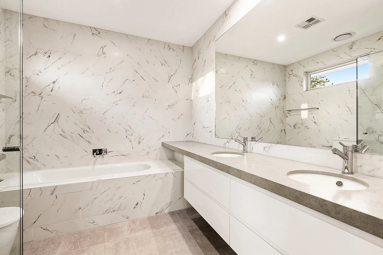208 Barkers Road, Hawthorn, VIC
