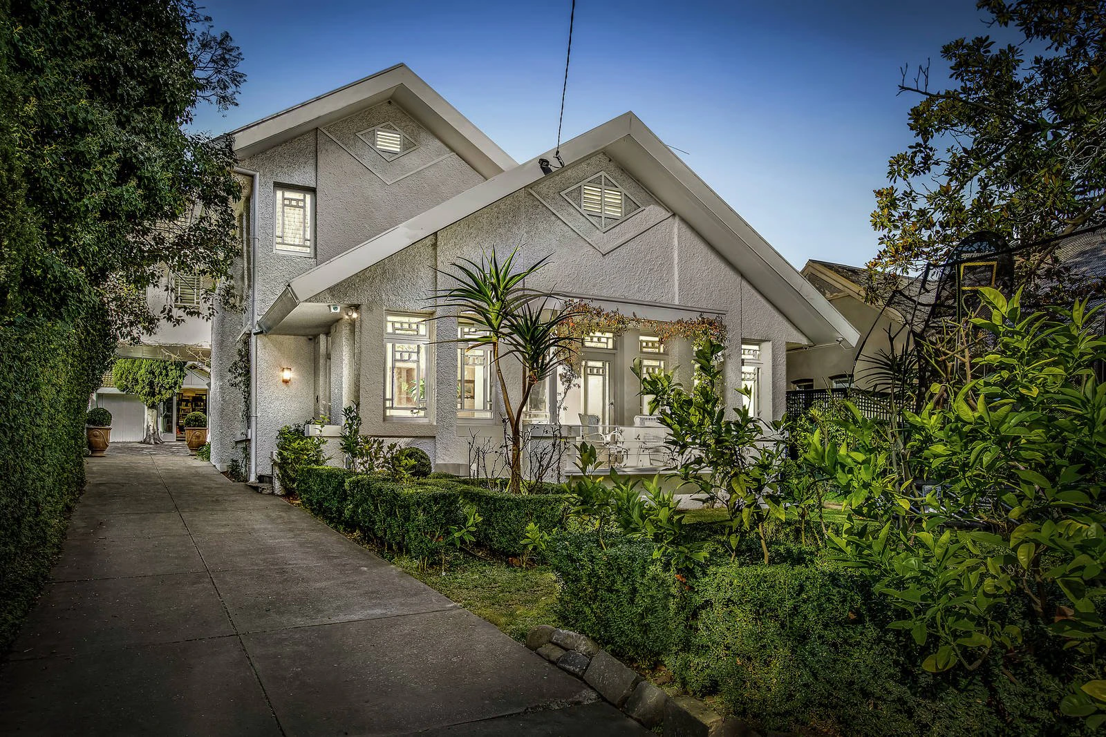 28 Clendon Road, Toorak, VIC