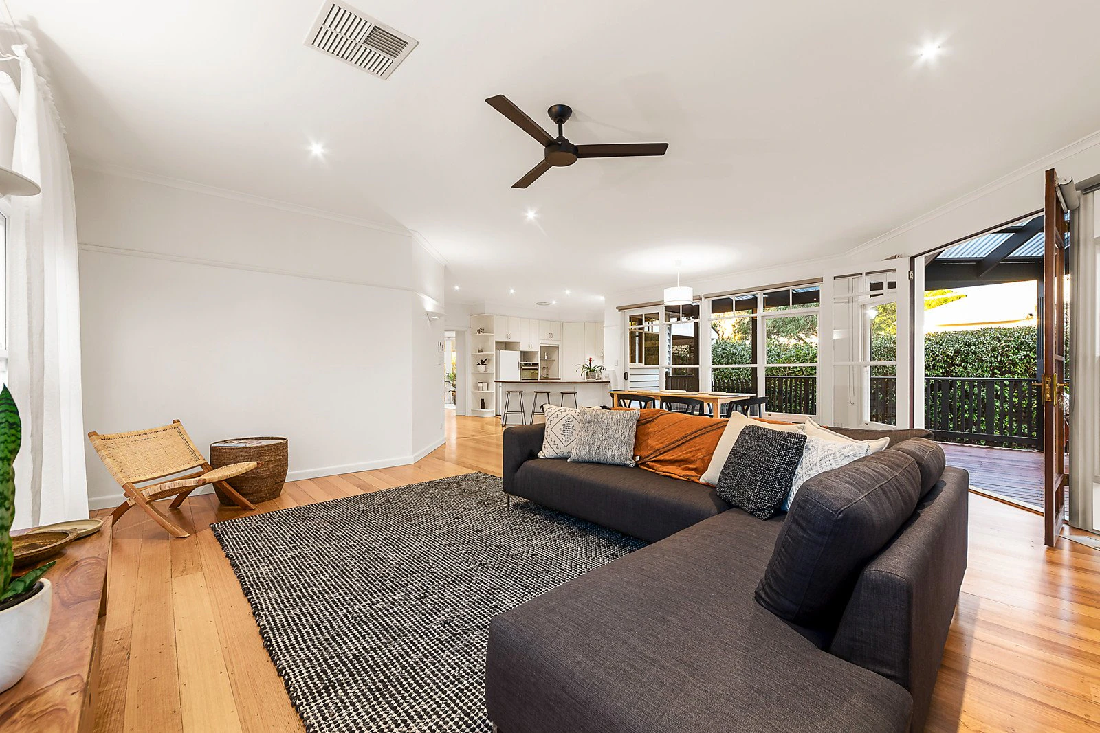 12 Esper Avenue, Oakleigh South, VIC