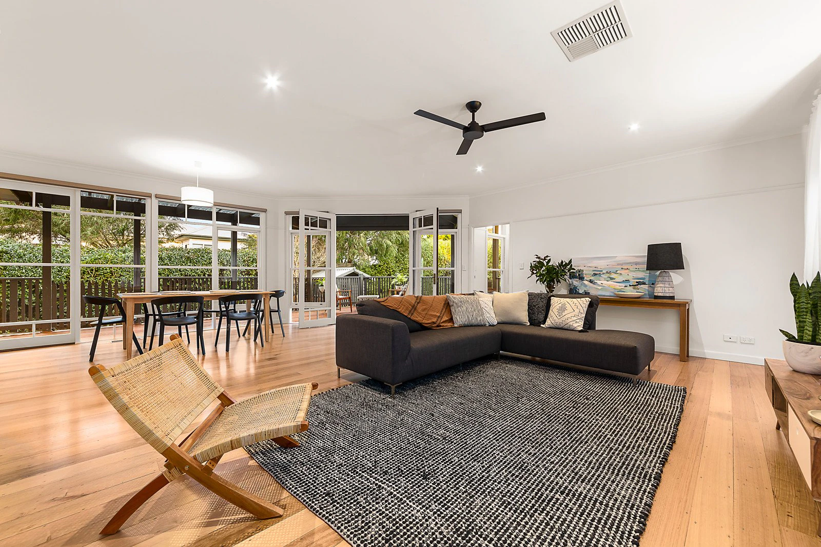 12 Esper Avenue, Oakleigh South, VIC
