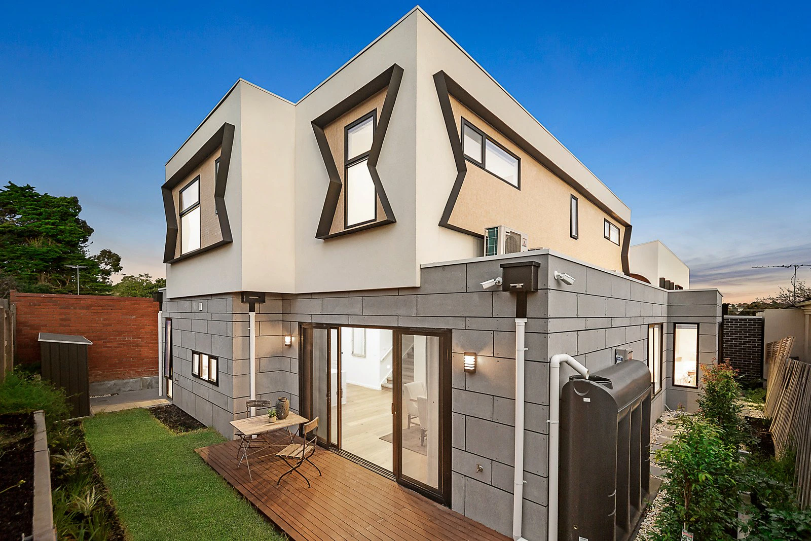 2/11 Illawarra Road, Balwyn North, VIC