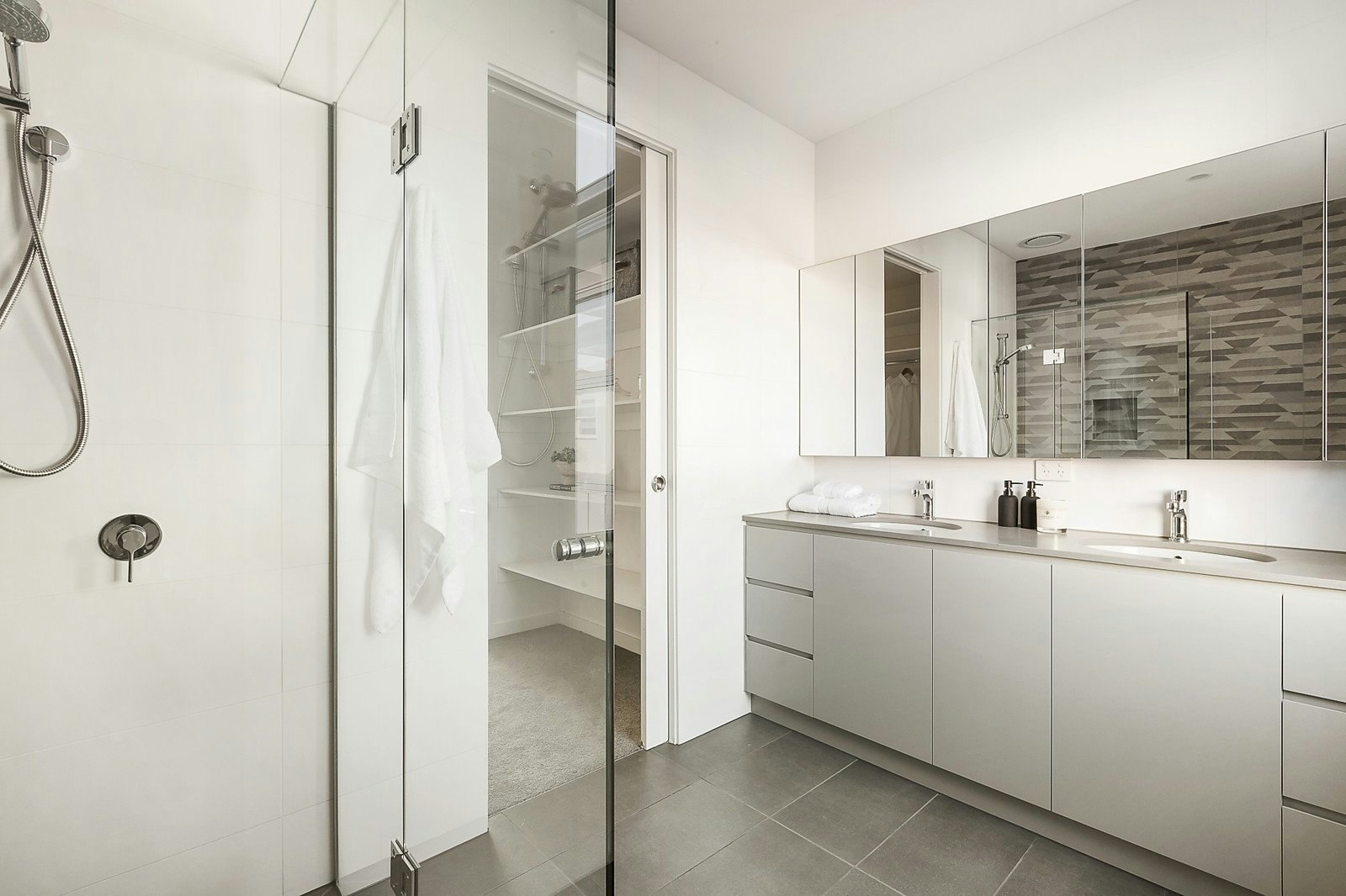 2/12a Marquis Street, Ashburton, VIC