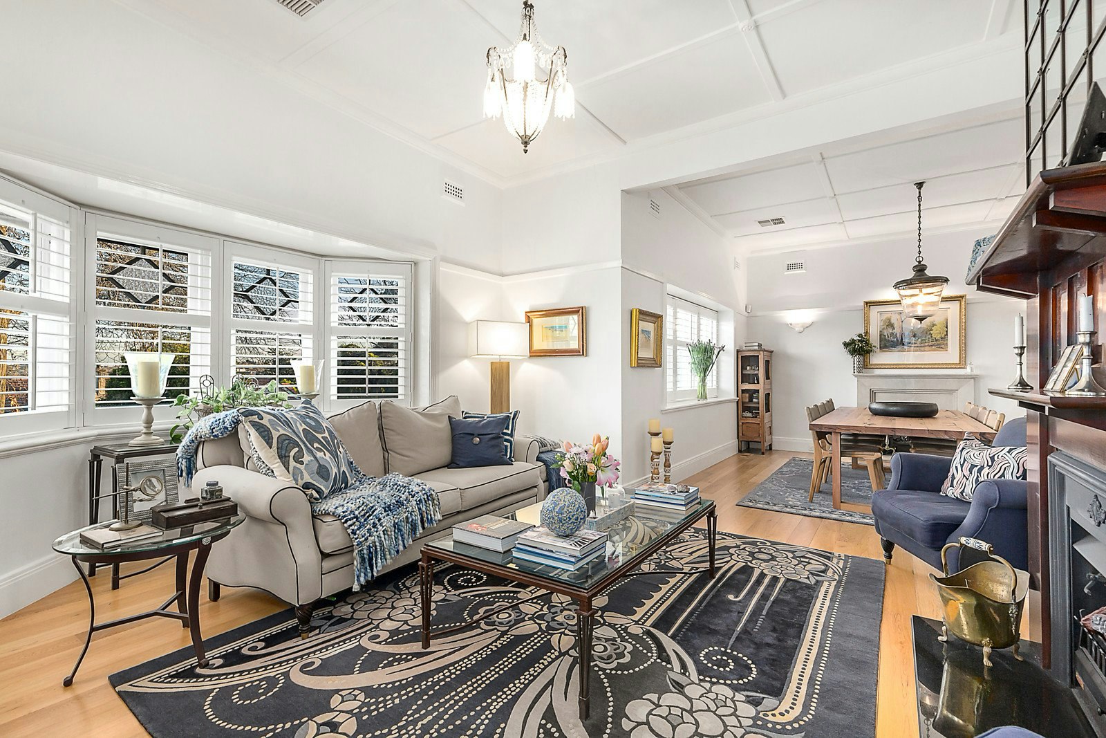 53 Valley Parade, Glen Iris, VIC