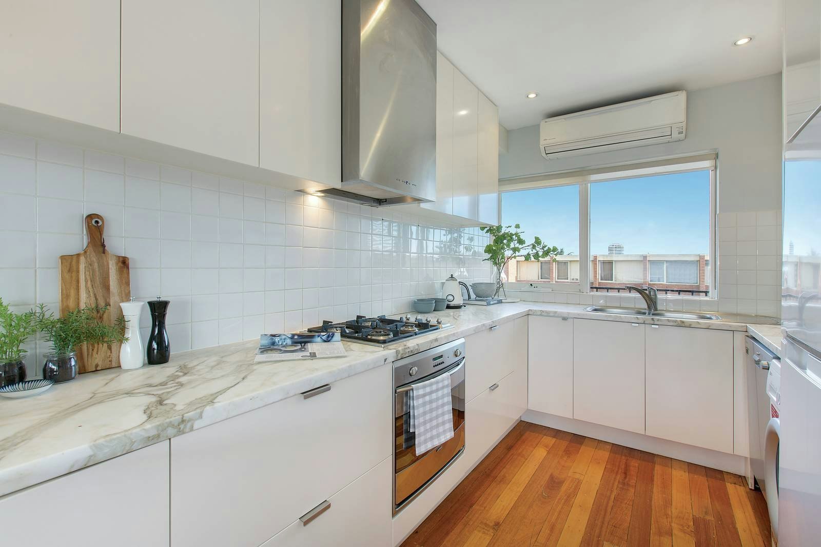 16/82 Patterson Street, Middle Park, VIC