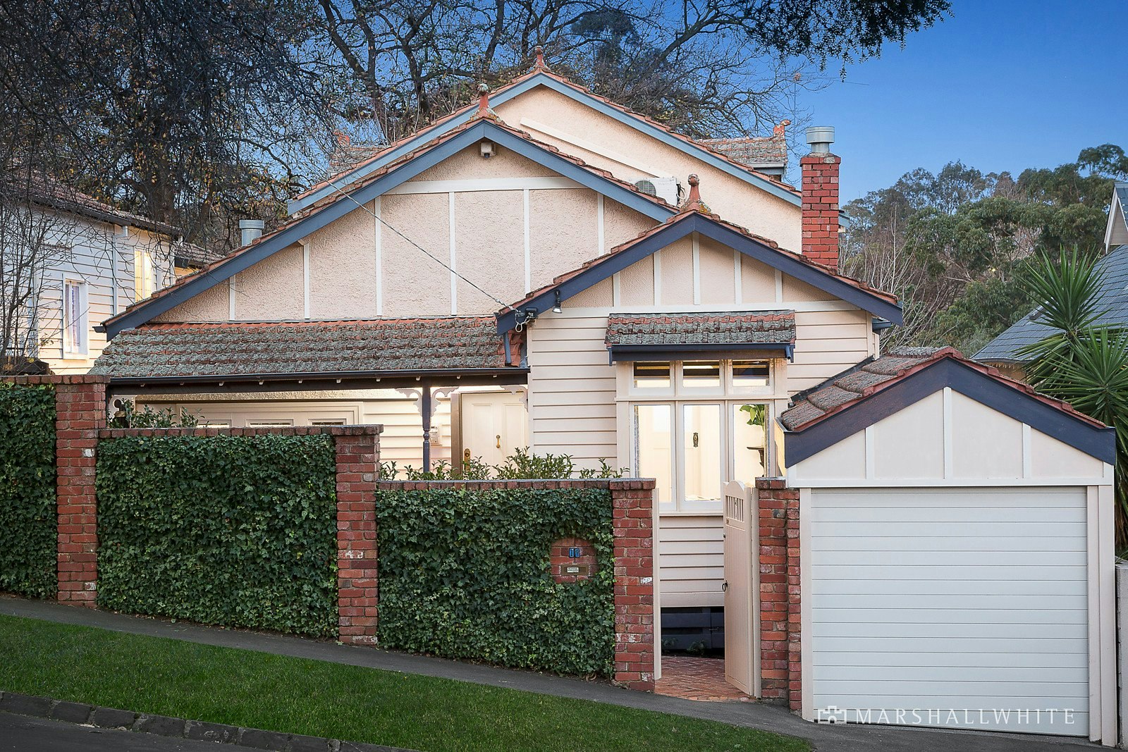 19 Anderson Street, Surrey Hills, VIC