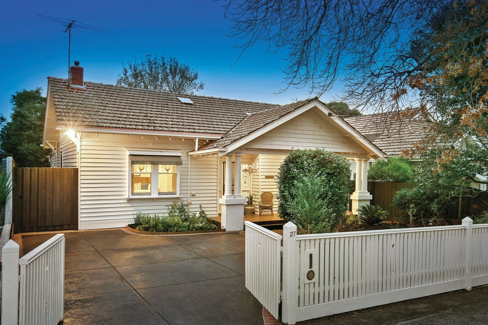 27 Queens Parade, Glen Iris, VIC