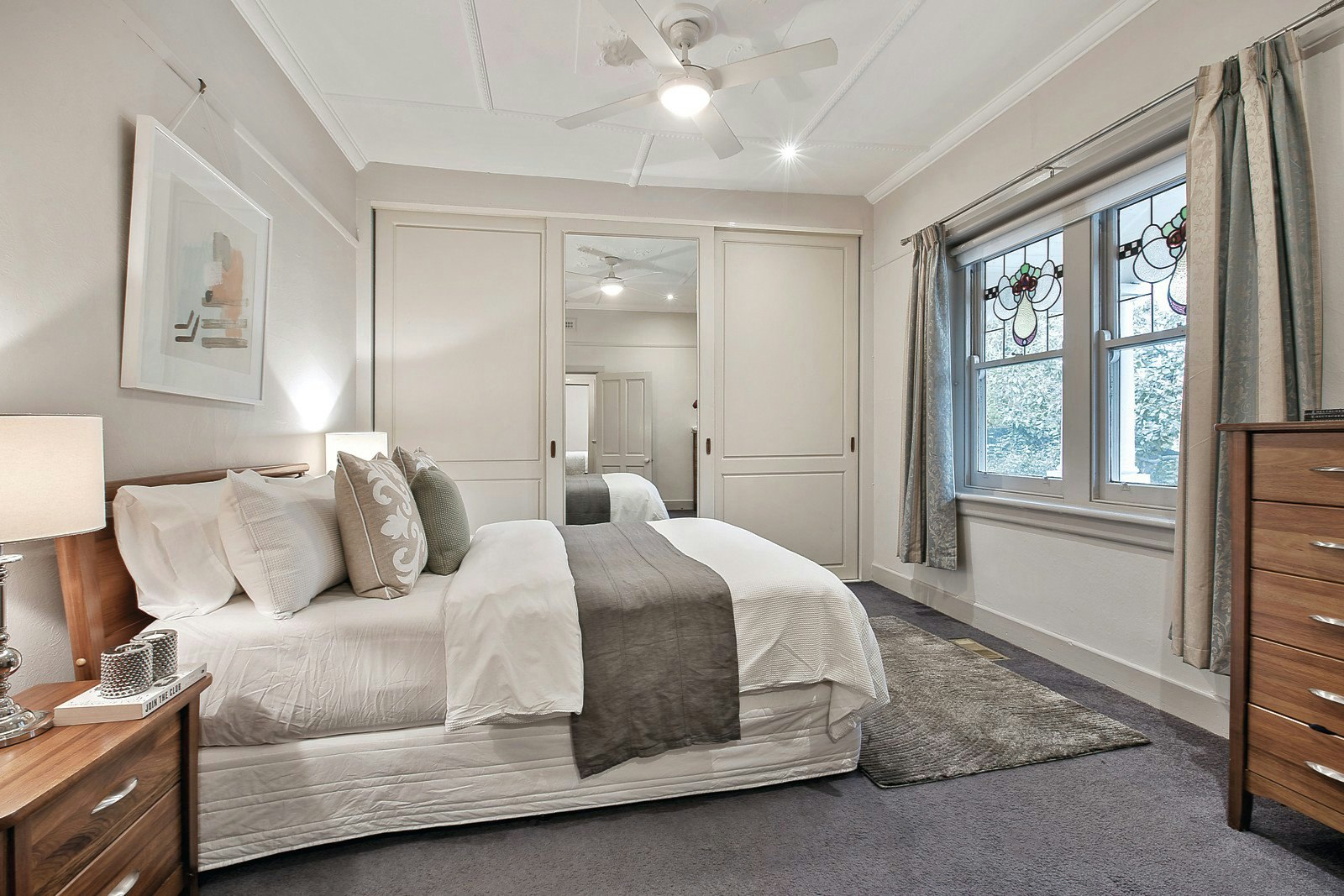 27 Queens Parade, Glen Iris, VIC