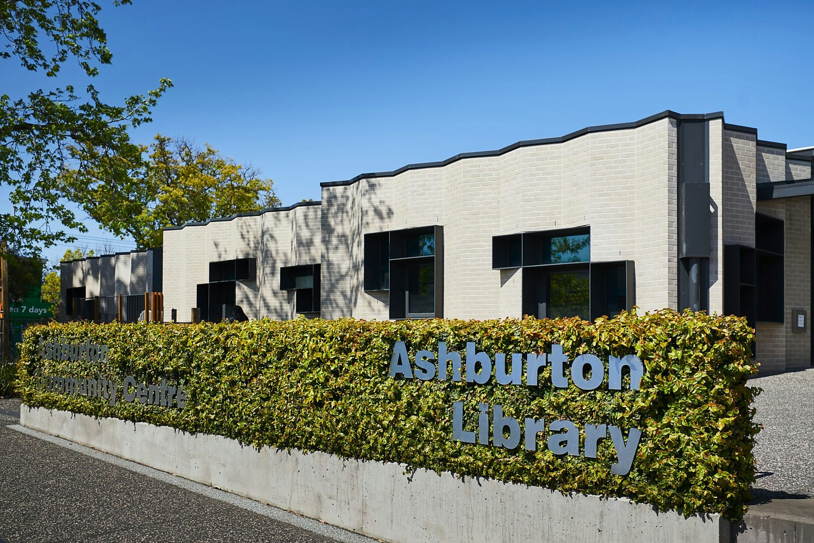 4 Crete Avenue, Ashburton, VIC