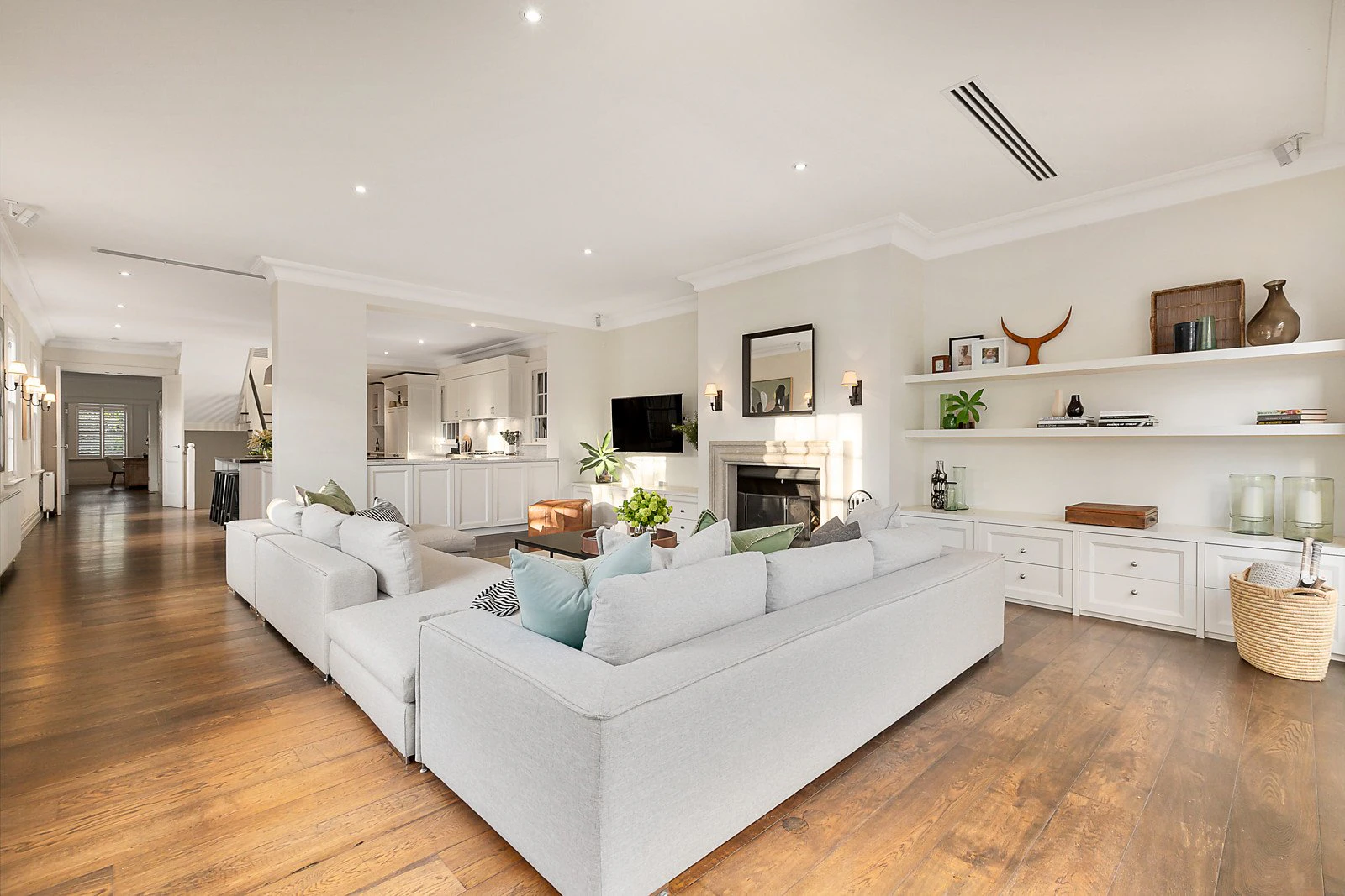 2 Lascelles Avenue, Toorak, VIC