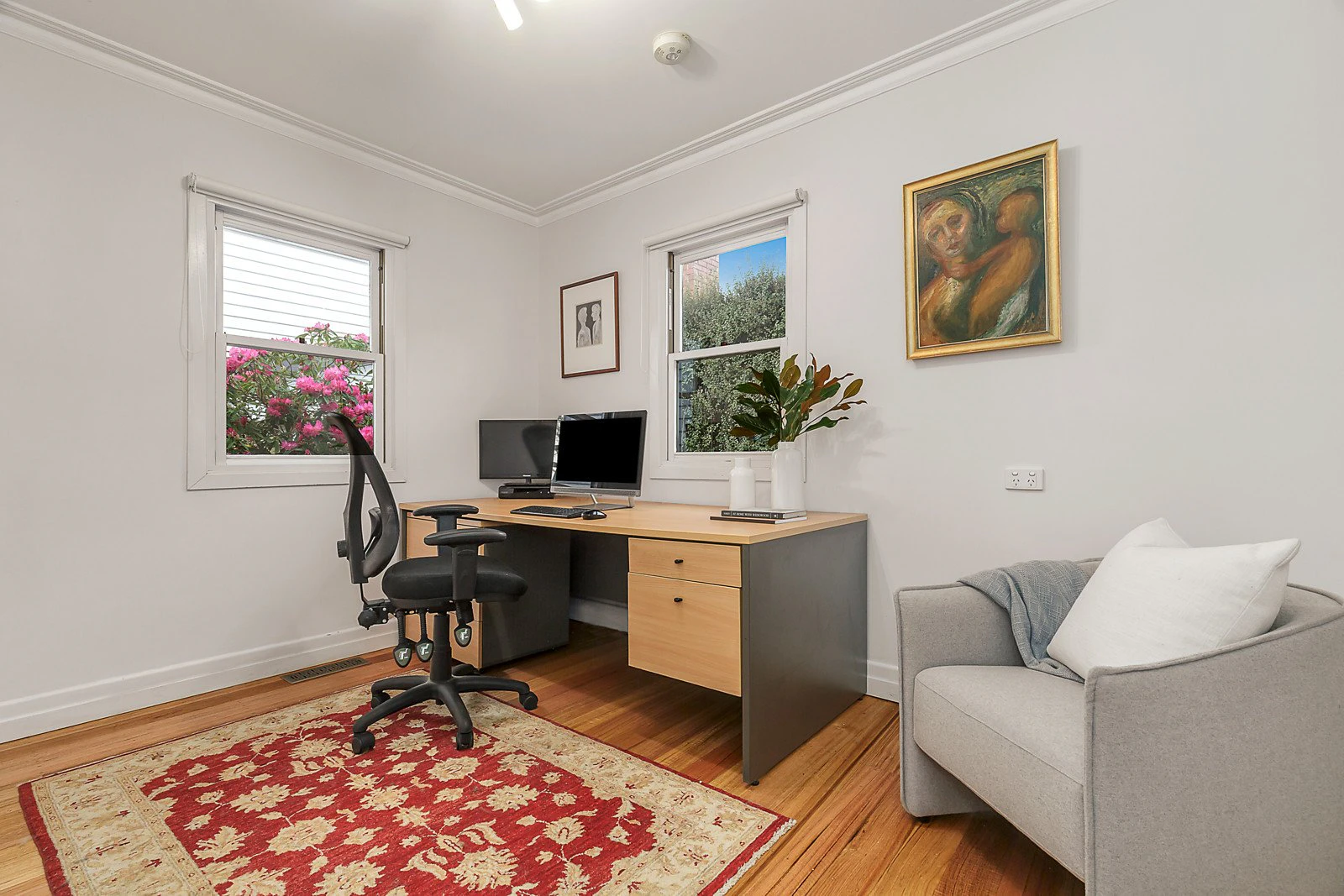 11 Rothesay Avenue, Malvern East, VIC