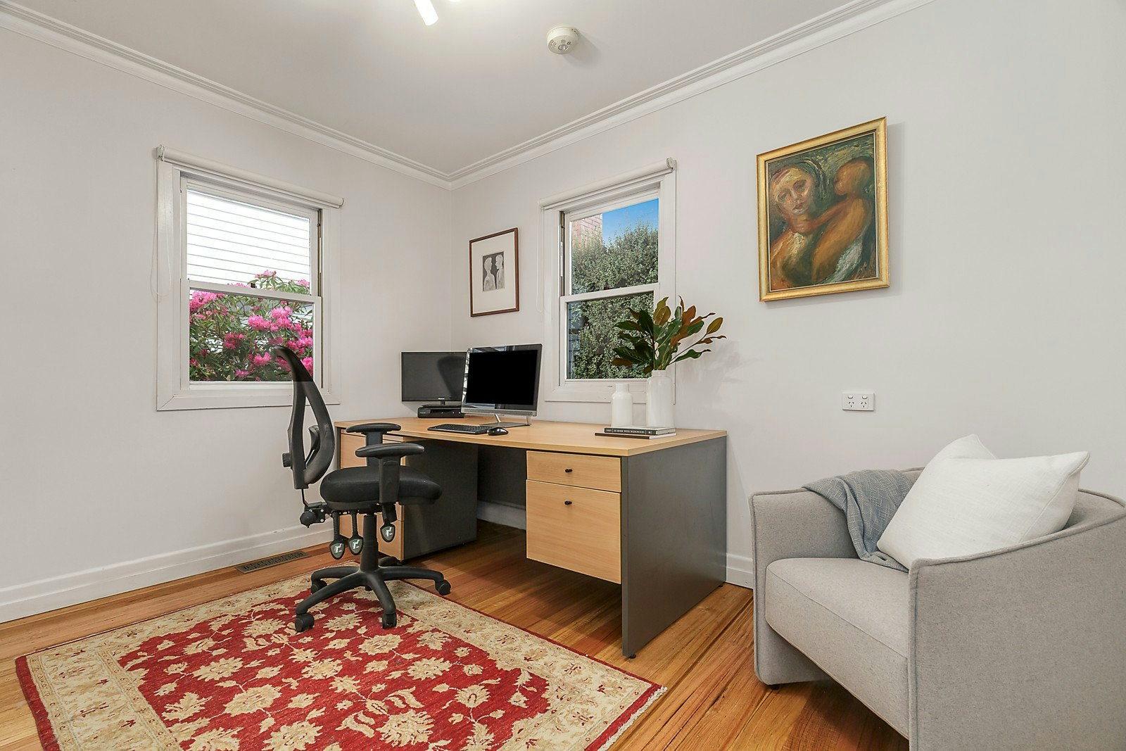 11 Rothesay Avenue, Malvern East, VIC