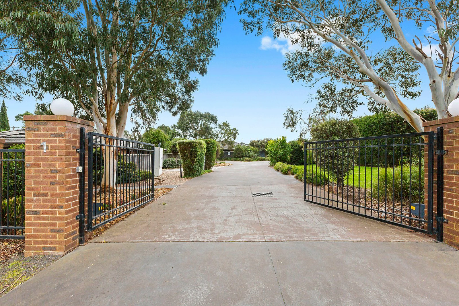 8/1 Green Island Avenue, Mount Martha, VIC