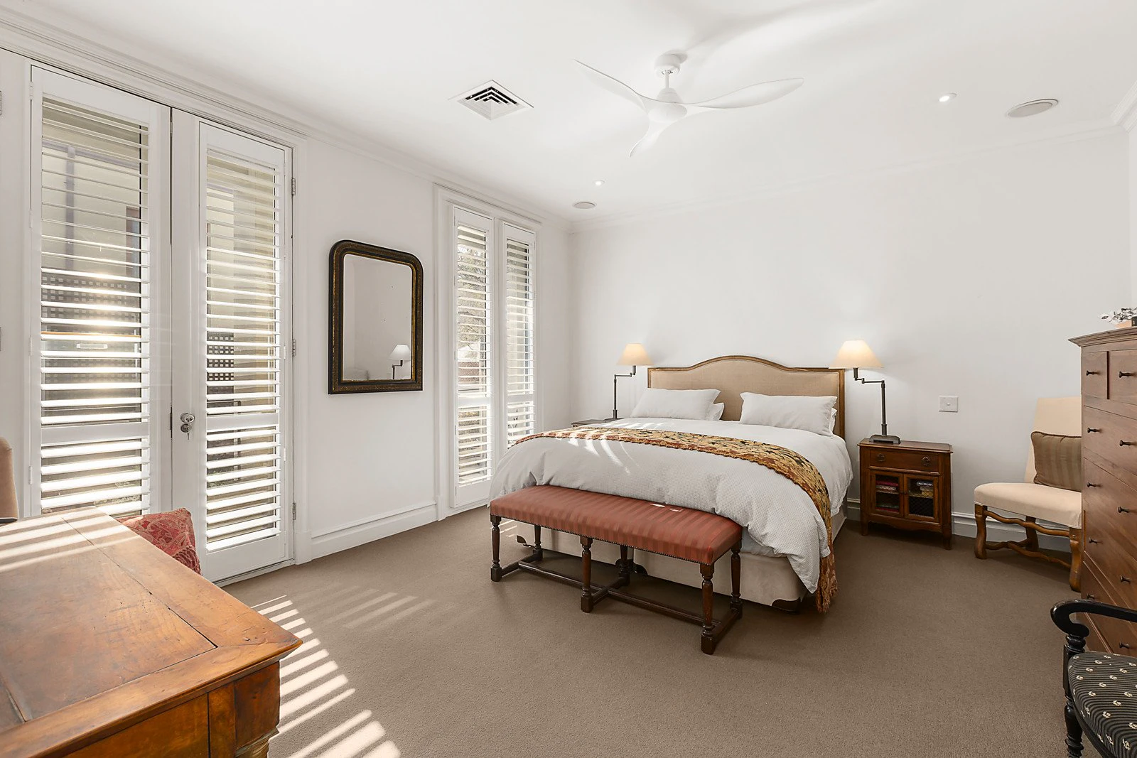 15B Woodside Crescent, Toorak, VIC