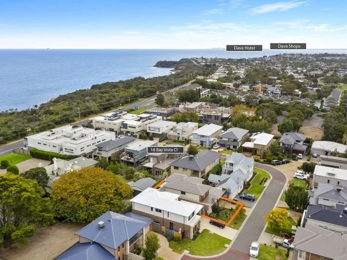 18 Bay Vista Close, Mount Martha, VIC